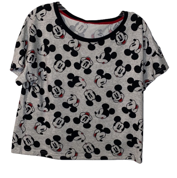 3/$30 Mickey Mouse top - Picture 1 of 5